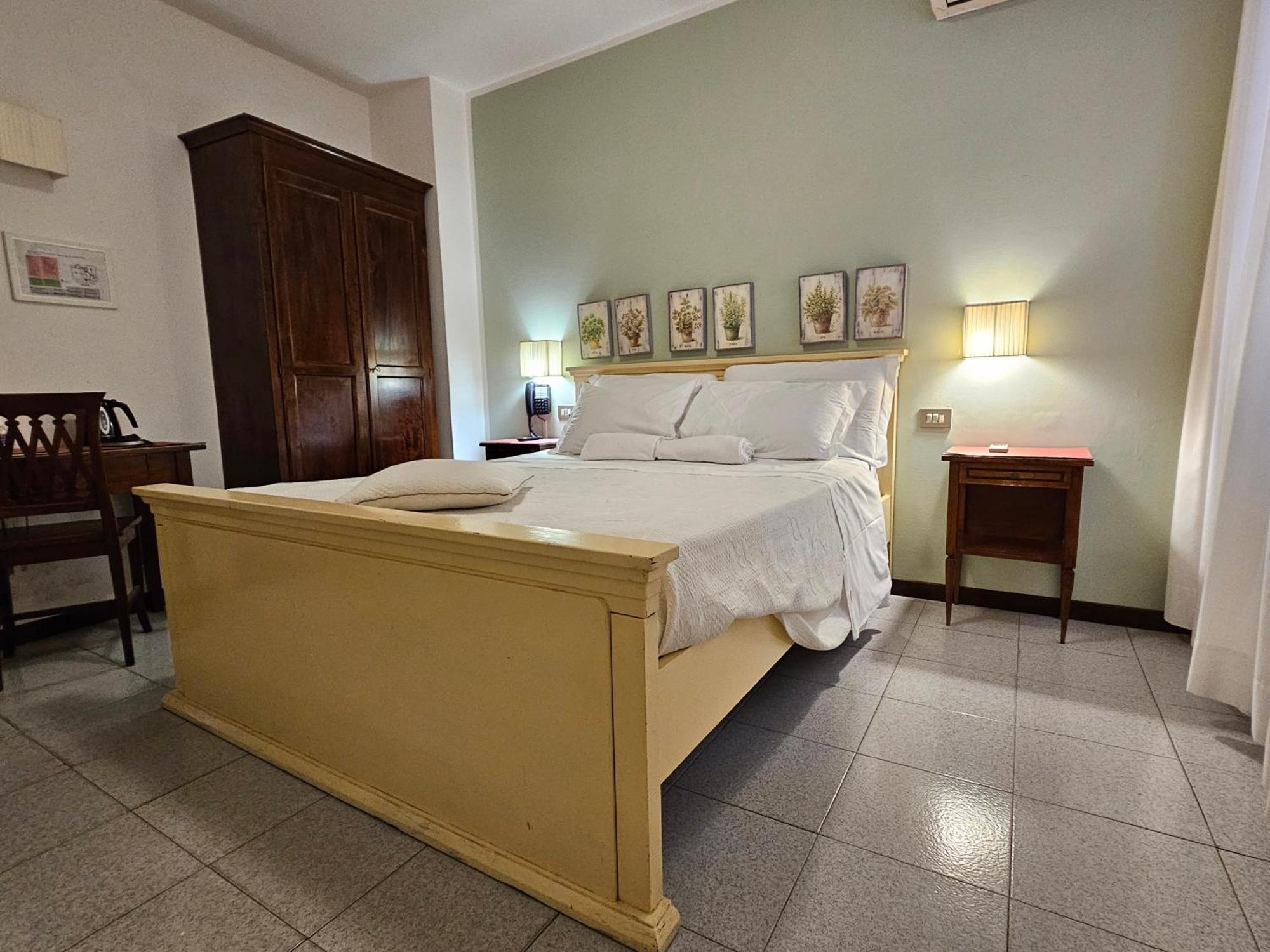 Hotel Rosalba Perugia Exteriör bild