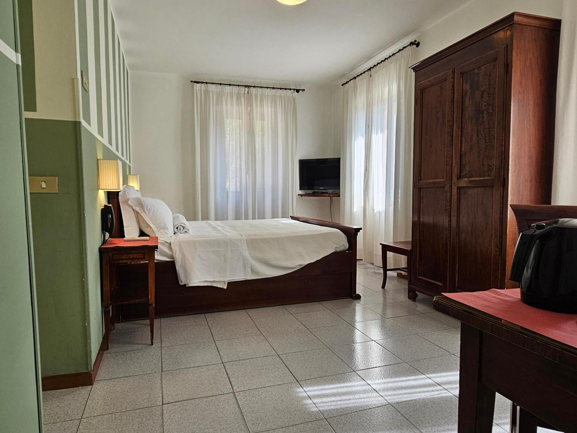 Hotel Rosalba Perugia Exteriör bild