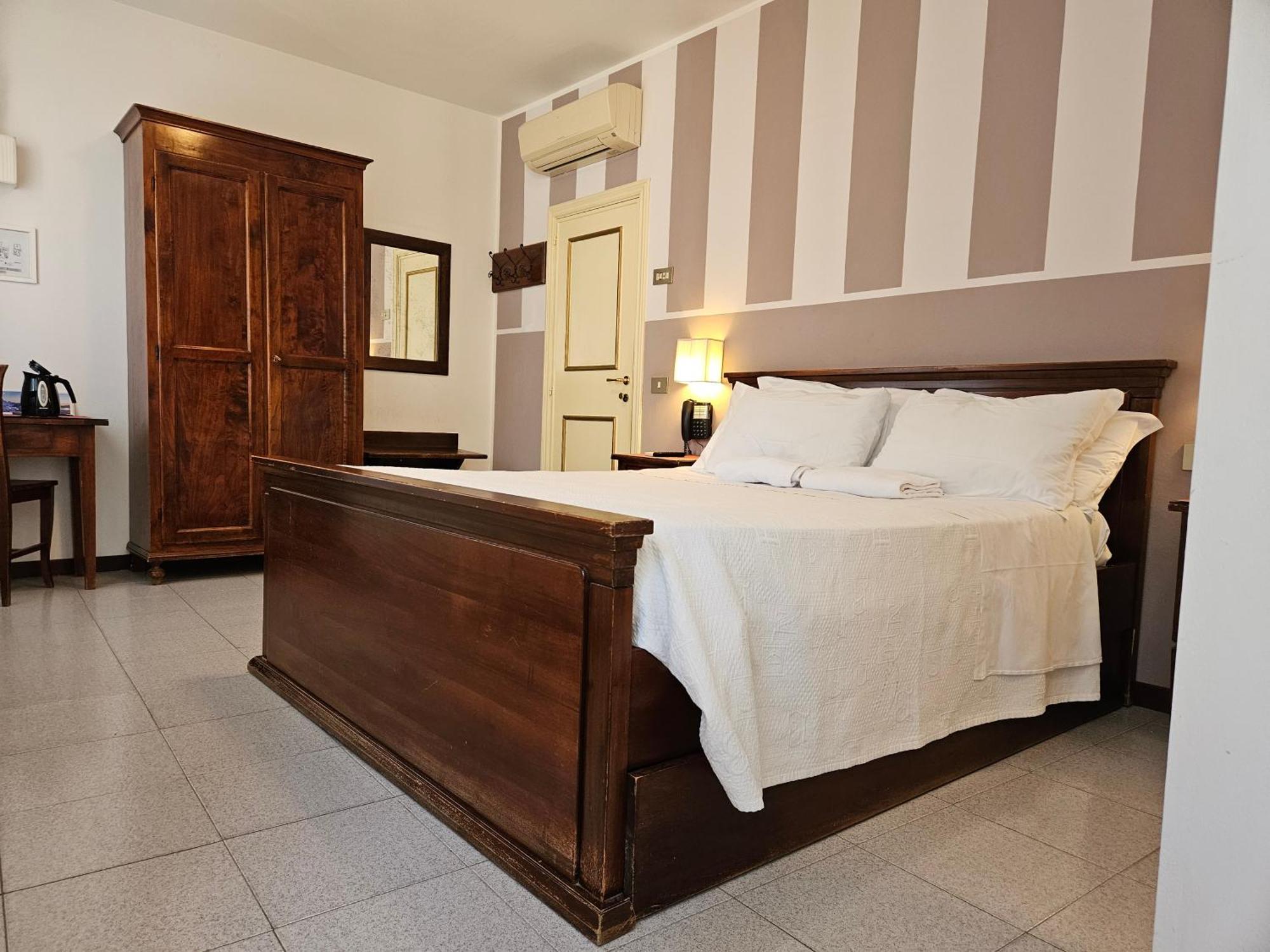 Hotel Rosalba Perugia Exteriör bild
