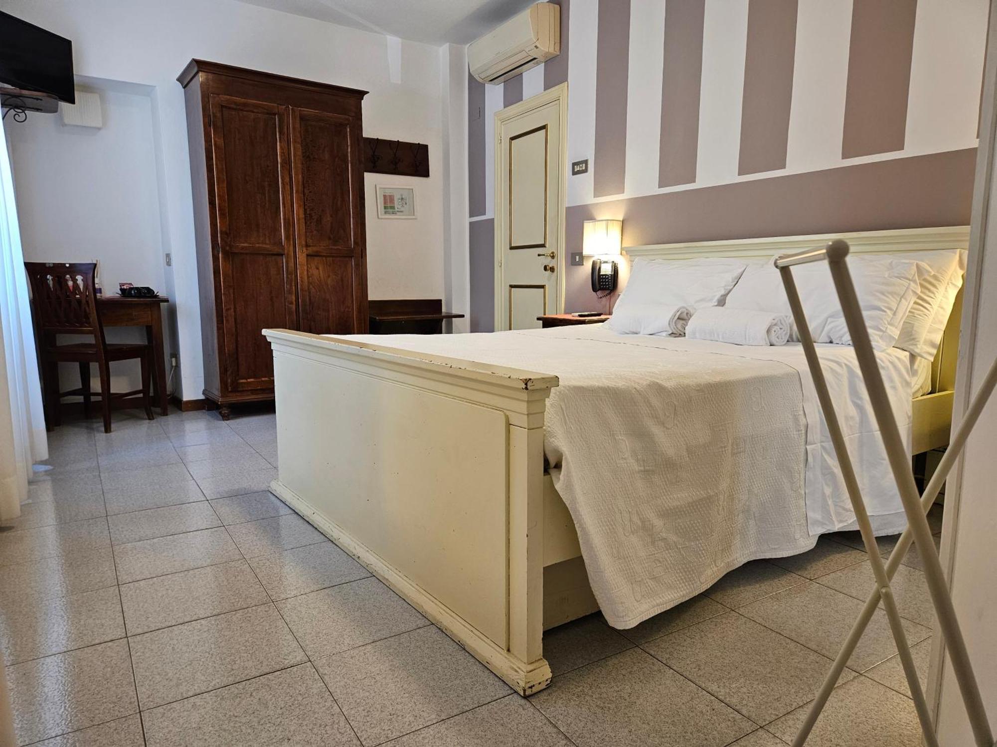 Hotel Rosalba Perugia Exteriör bild